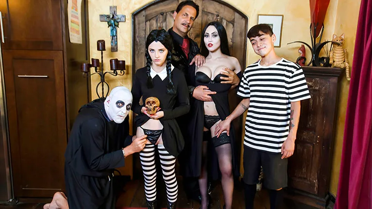 [Mylfwood] Addams Family Orgy - MYLF